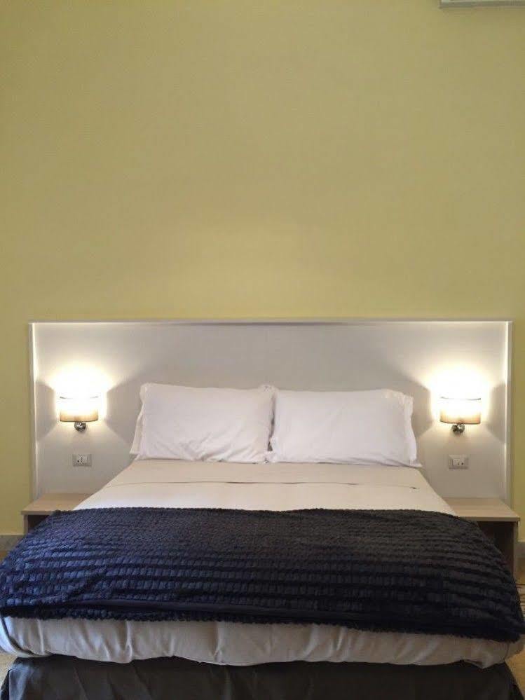 Napoli Milionaria B&B Екстериор снимка